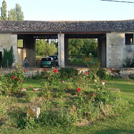 Chambres D'Hotes Entre Niort Et Marais Poitevin Bessines 外观 照片